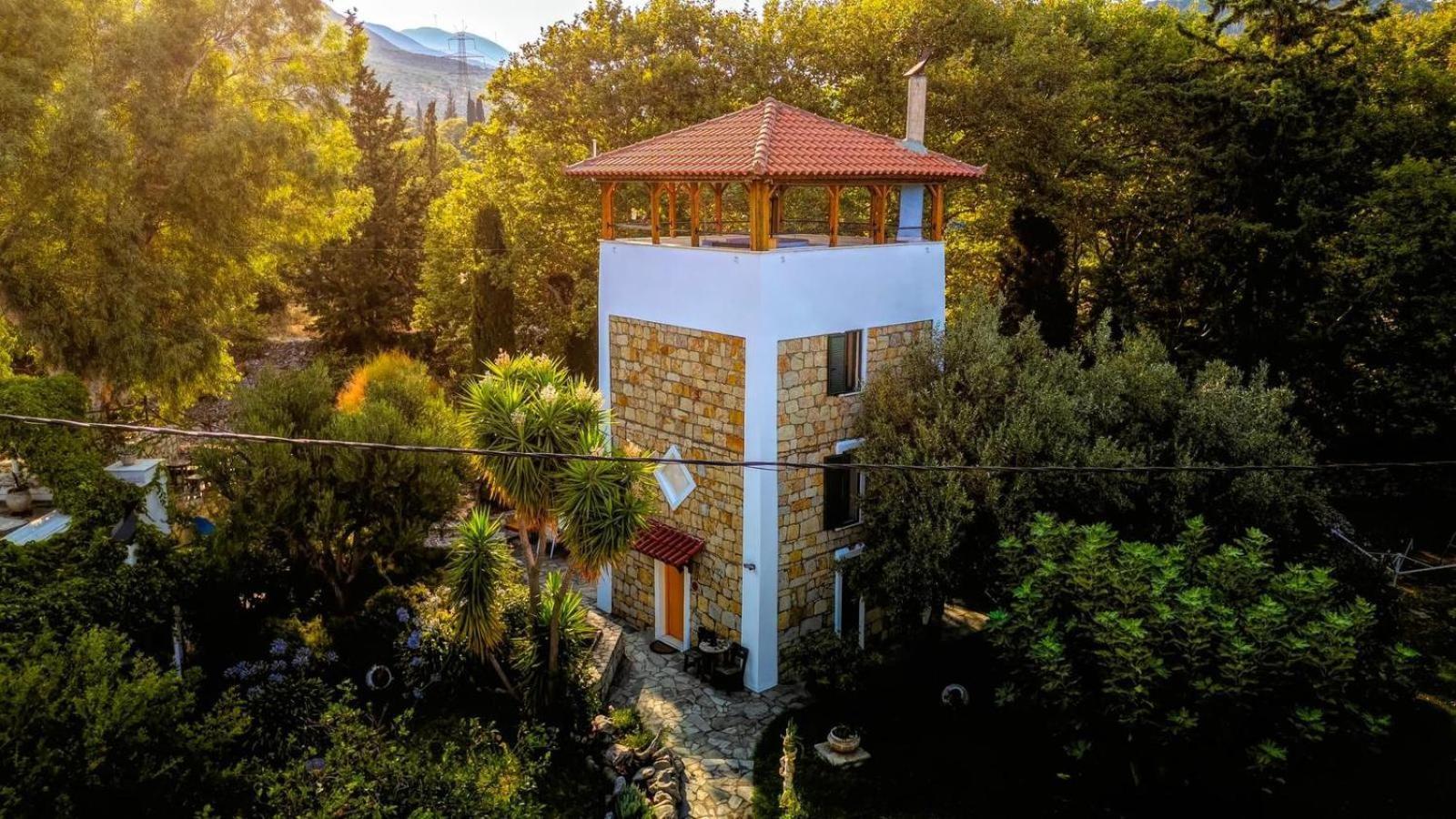 Steinturm Mit Dach-Terrasse Zwischen Fluss, Meer Und Gebirge- Spiti Pirgos Paralia Sergoulas Екстериор снимка